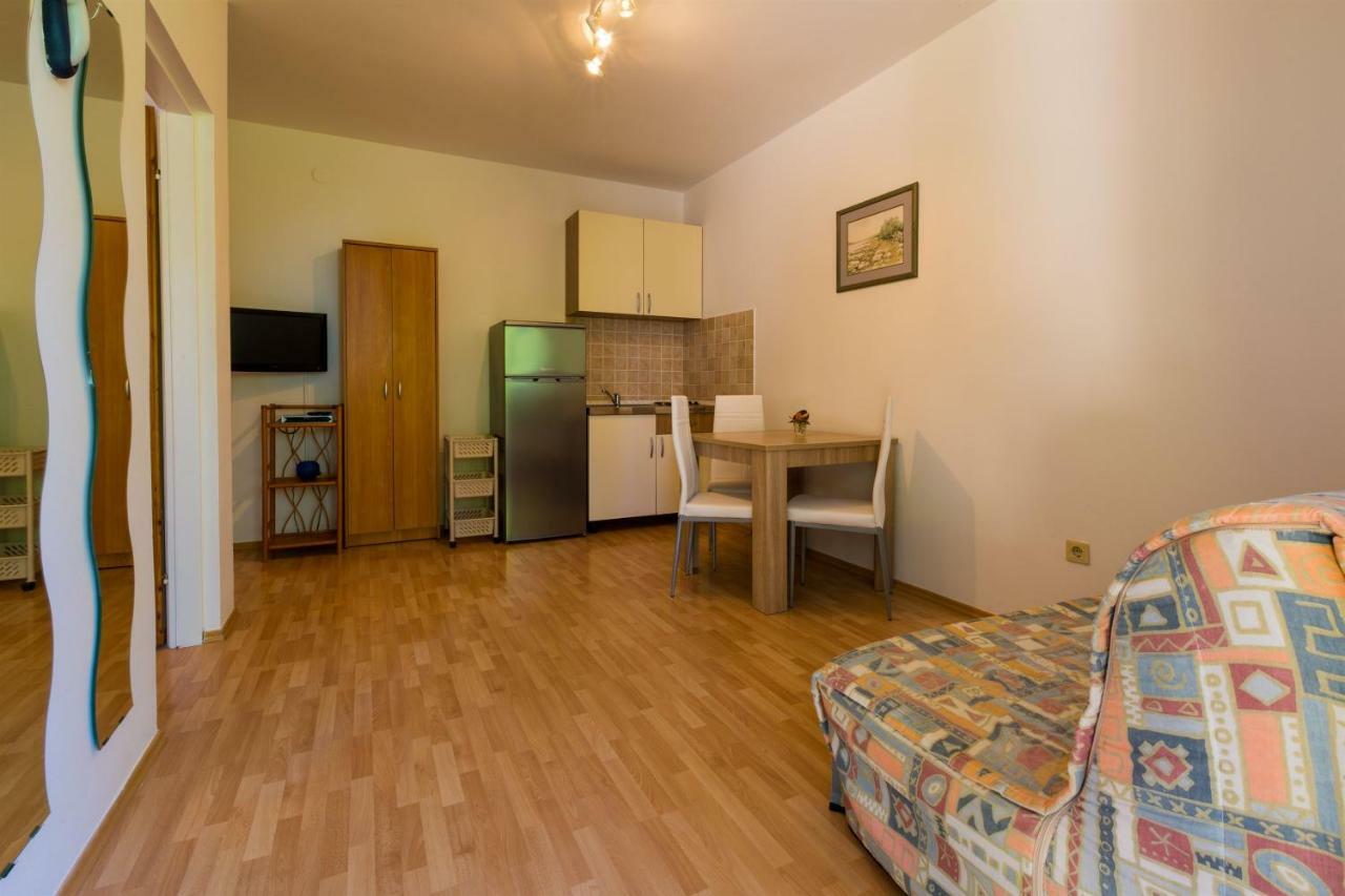 Apartments Alin ดรามัลย์ ภายนอก รูปภาพ